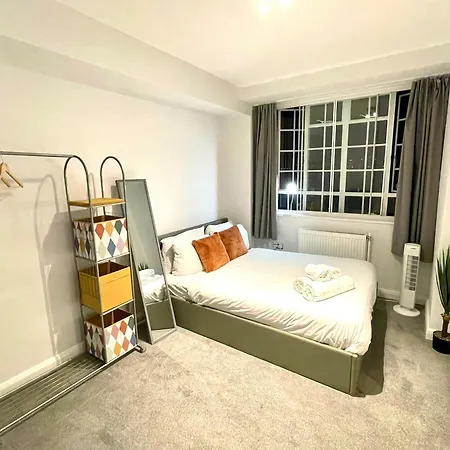 Modern Studio, Prime Location, Stunning City View London Exterior photo