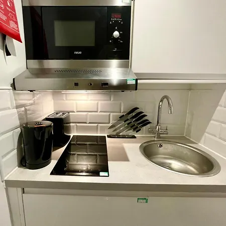 Modern Studio, Prime Location, Stunning City View London Exterior photo