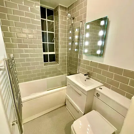 Modern Studio, Prime Location, Stunning City View London Exterior photo
