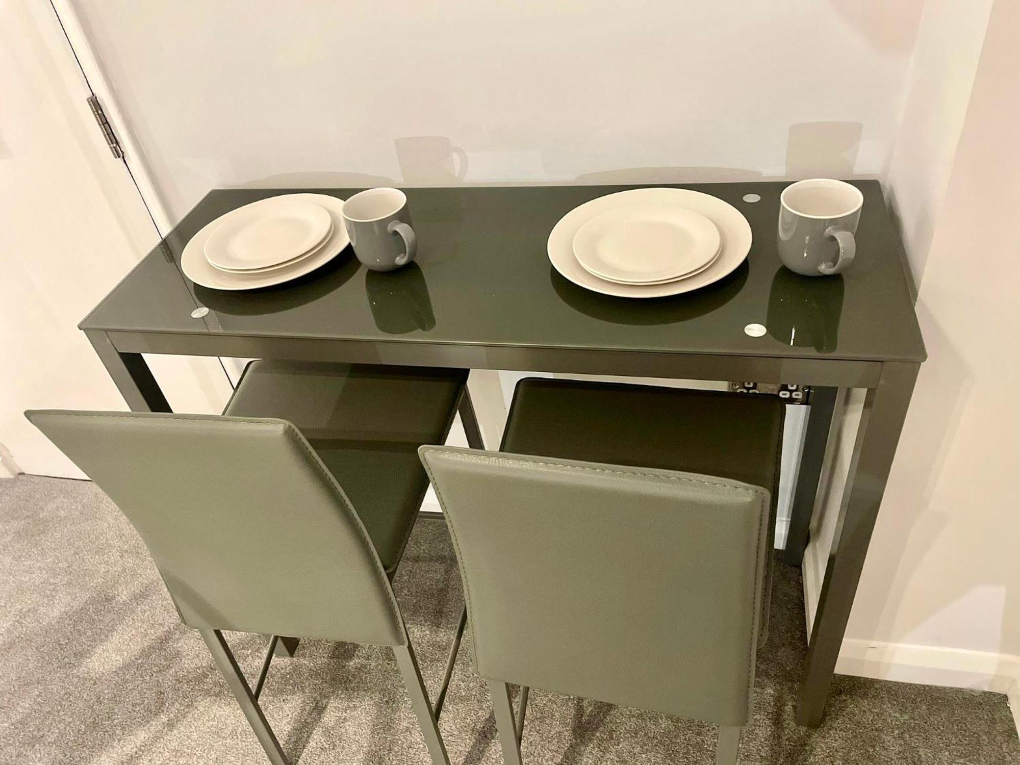 Modern Studio, Prime Location, Stunning View Apartamento